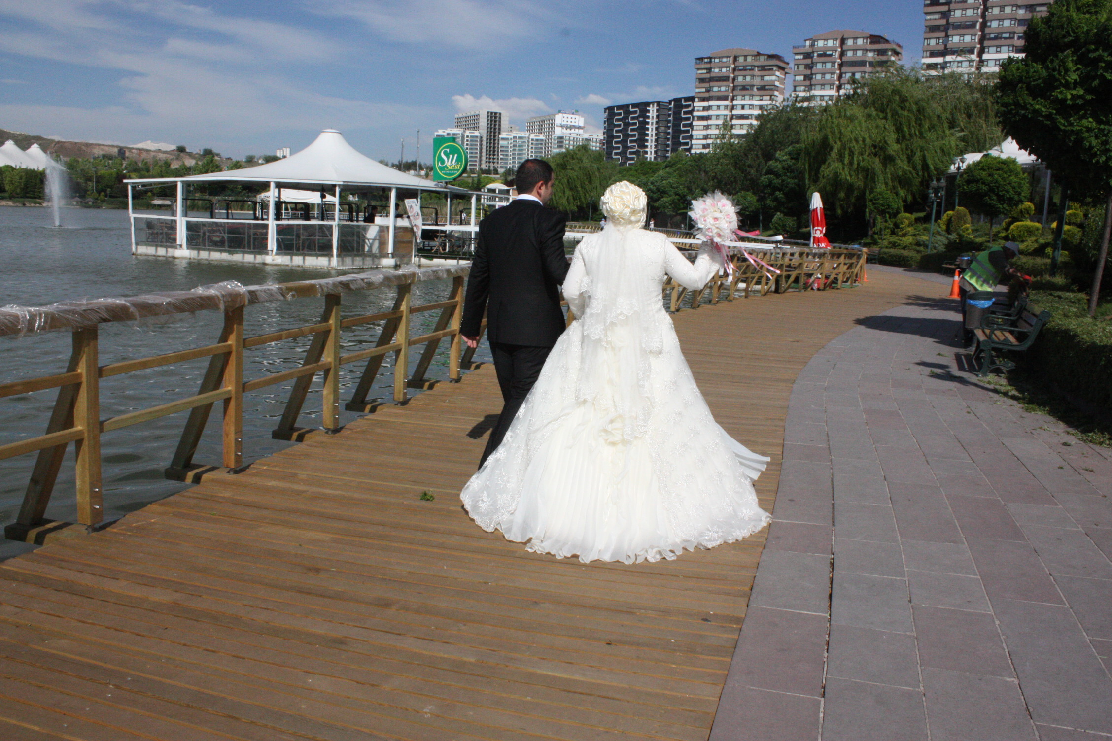 Ankara YENİKENT MENDERES MAH. Düğünlere Sazcı ve Ses Sistemi Temini 0536 474 94 46 - 0552 474 94 46
